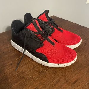 Air Jordan Eclipse - Size 10 - Black/Red